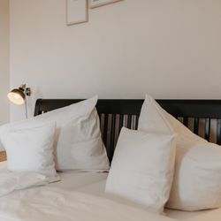 MANA LISA Boutiquehotel - King-size-bed