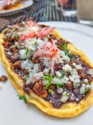 5 Rabanitos Restaurante & Taqueria by null