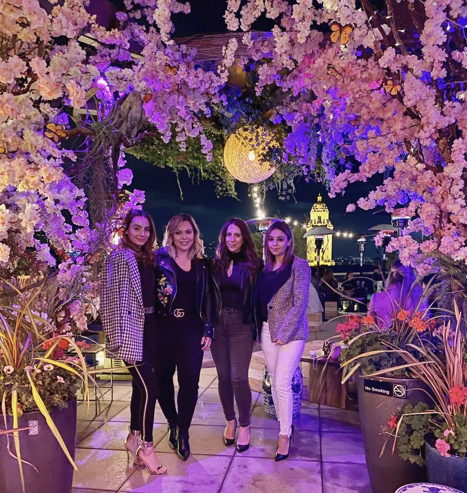 Paris Tokyo By Azai Sushi Temp Closed 33 Photos 29 Reviews Sushi Bars 9400 South Santa Monica Blvd Beverly Hills Ca Restaurant Reviews Menu Yelp