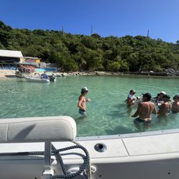 Dinghy's beach bar