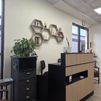 Salon Spectrum - Changing it up - Hair Salons Near Me - Scottsdale, Arizona Salon Spectrum - Changing it up - Hair Salons Near Me - Scottsdale, Arizona