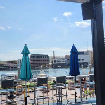 Big Ray's Fish Camp & Grille Riverwalk - Seafood Near Me - Tampa, Florida