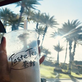 Taste Tea - Coconut milk blended - Coffee & Tea Near Me - Aiea, Hawaii