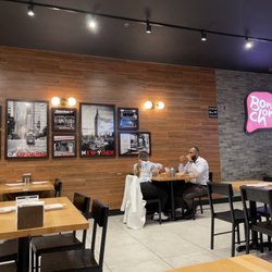Bonchon Dinkytown - Area