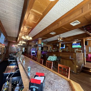 Curley's Corner - Curley's interior. - American Near Me - Suffern, New York
