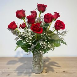 Flowers Plus of Elk River - Traditional Dozen