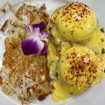 Guieb Cafe - Bao Bun Benedict - New American Near Me - Honolulu, Hawaii Guieb Cafe - Bao Bun Benedict - New American Near Me - Honolulu, Hawaii