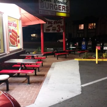 Fantasy Burgers - First time at fantasy burger - Burgers Near Me - Long Beach, California Fantasy Burgers - First time at fantasy burger - Burgers Near Me - Long Beach, California