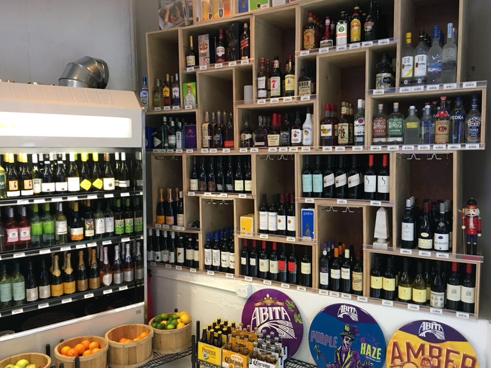 Nesbit's Julia Street Market, New Orleans Roadtrippers