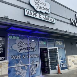 Cloud factory vape and smoke - Storefront