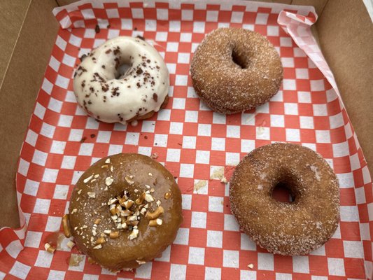 Fred's Coffee & Donuts by null