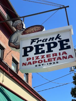 Frank Pepe Pizzeria Napoletana by null