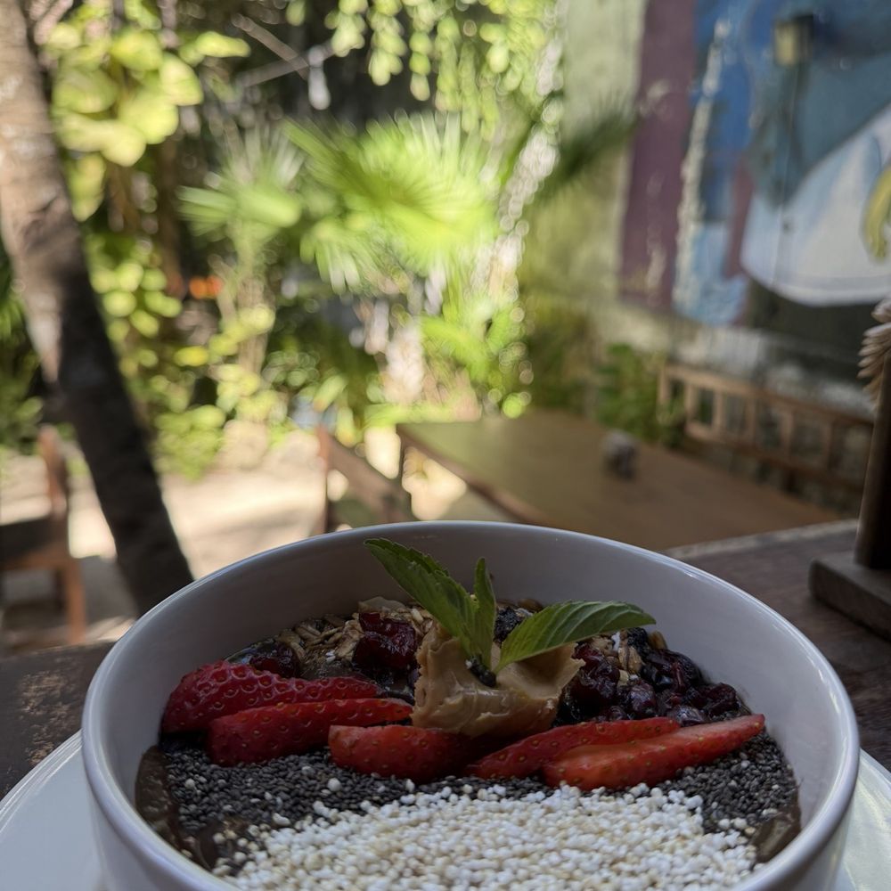 Potheads Beach Road - Peanut butter bowl - Breakfast & Brunch Near Me - Tulum, ROO Potheads Beach Road - Peanut butter bowl - Breakfast & Brunch Near Me - Tulum, ROO