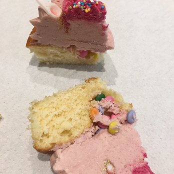 Sugarbird Cupcakes - Cafes Near Me - Dusseldorf, NW Sugarbird Cupcakes - Cafes Near Me - Dusseldorf, NW