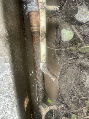 Subterranean Main potable water supply - Pinpoint and repair all types of plumbing pipes in all locations. We repaired old galvanized subterranean water supply pipe. Subterranean Main potable water supply - Pinpoint and repair all types of plumbing pipes in all locations. We repaired old galvanized subterranean water supply pipe.