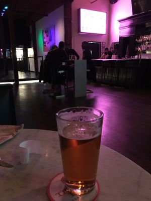 Queer/Bar by null