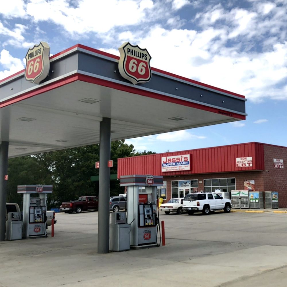 Jassi Cleveland - a gas station with gas pumps - Gas Stations Near Me - Cleveland, Missouri Jassi Cleveland - a gas station with gas pumps - Gas Stations Near Me - Cleveland, Missouri