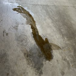 Valvoline Instant Oil Change - Oil leak spill
