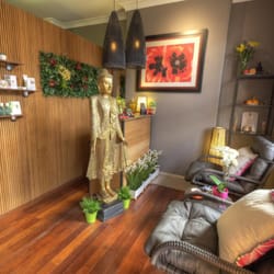 Nahm Thai Massage - clean and friendly environment , high quality interior
