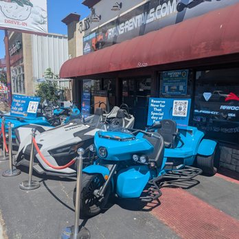 Ryans Slingshot Rentals - Doors closed. - ATV Rentals/Tours Near Me - San Jose, California Ryans Slingshot Rentals - Doors closed. - ATV Rentals/Tours Near Me - San Jose, California