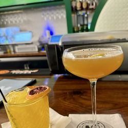 Mulligans Sports Bar & Golf Club