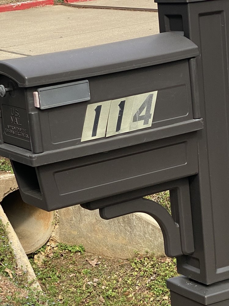 LONGVIEW GARDEN Updated September 2024 10 Photos 114 N Ward Dr