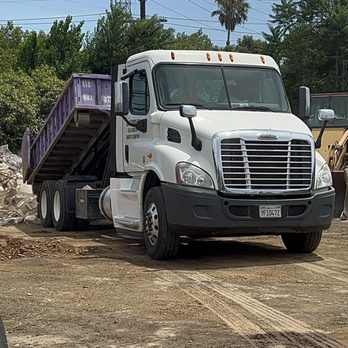 Local Bin Rentals - Dumpster Rental Near Me - Sylmar, California Local Bin Rentals - Dumpster Rental Near Me - Sylmar, California