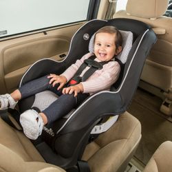 Airport Taxi Cab Services - Infant car seat