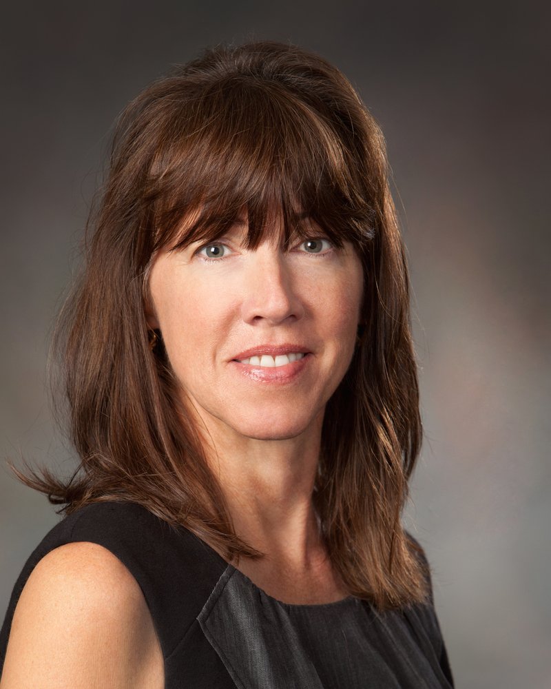 ELIZABETH BRYANT BAIRD & WARNER Updated September 2024 200 N