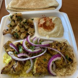 Kings Kabob - Chicken kabob with rice, spicy potatoes and hummus