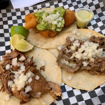 Gus Tacos - Mexican Near Me - Toronto, Ontario