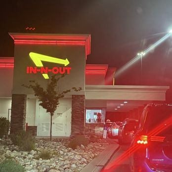 In-N-Out Burger - Drive Thru Line - Burgers Near Me - American Fork, Utah In-N-Out Burger - Drive Thru Line - Burgers Near Me - American Fork, Utah