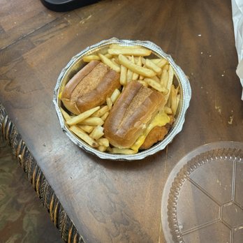 Floral cafe - This is the chicken milanesa sandwich - Delis Near Me - Elizabeth, New Jersey