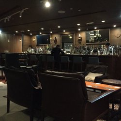 Bar De Luxe - Nice and quiet at 9pm on a Saturday. I like it already