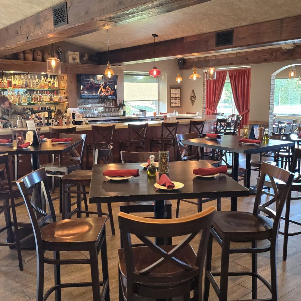 Zarletti Mequon - Inside - Italian Near Me - Mequon, Wisconsin Zarletti Mequon - Inside - Italian Near Me - Mequon, Wisconsin