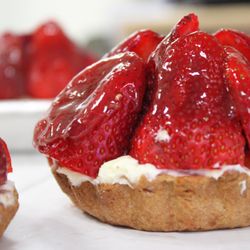OC Organic Kitchen - Strawberry cream tart