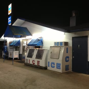 Brown's Grocery - Surprising clean bathrooms! - Gas Stations Near Me - Holt, Florida Brown's Grocery - Surprising clean bathrooms! - Gas Stations Near Me - Holt, Florida