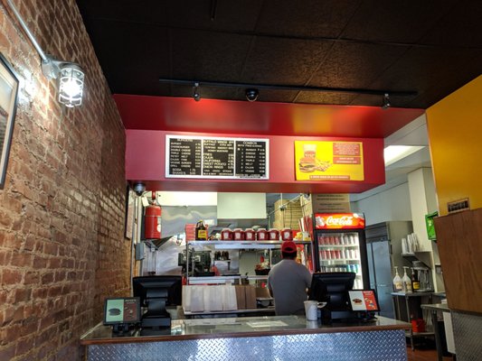 Petey’s Burger by null