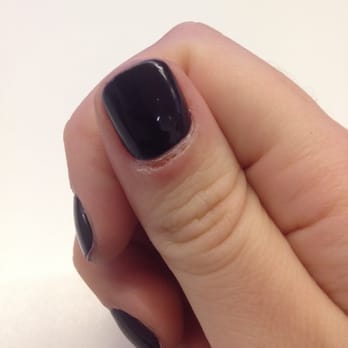 Show Nail Spa - They completely ripped off my skin when doing my cuticles. My finger started bleeding. This is what my finger still looks like 4 days later. - Nail Salons Near Me - Hoboken, New Jersey