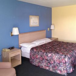 Key West Inn - Boaz - King Guestroom