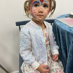 Dee’ Bubbles Kids Party Services - Face paint