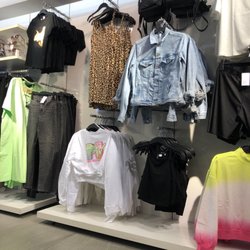 H&M