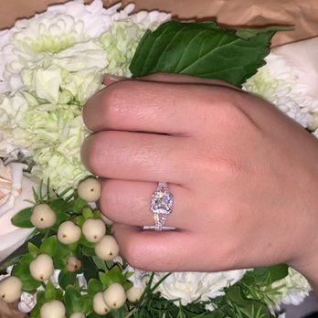 Shane Co. - Engagement ring, cushion cut diamond - Jewelry Near Me - Walnut Creek, California Shane Co. - Engagement ring, cushion cut diamond - Jewelry Near Me - Walnut Creek, California