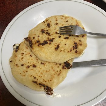 Pupuseria Las Americas - Pupusas de queso (cheese) - Salvadoran Near Me - Hackensack, New Jersey