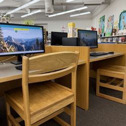 Sunnyside Regional Library - Children's Area: computer with activities