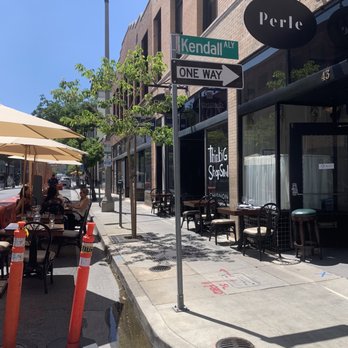 Perle Restaurant - New American Near Me - Pasadena, California Perle Restaurant - New American Near Me - Pasadena, California