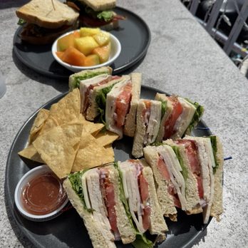 Swami's Café - The Swamis Club - Juice Bars & Smoothies Near Me - Encinitas, California Swami's Café - The Swamis Club - Juice Bars & Smoothies Near Me - Encinitas, California