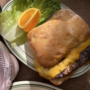 Carpo's Restaurant - Carpo Cheese Burger - American Near Me - Soquel, California