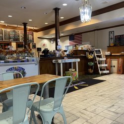 The Blue Canoe Cafe - Order at the counter