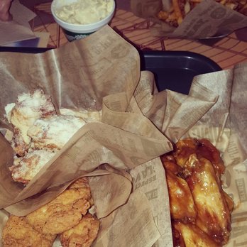 Wingstop - Chicken Wings Near Me - Los Angeles, California
